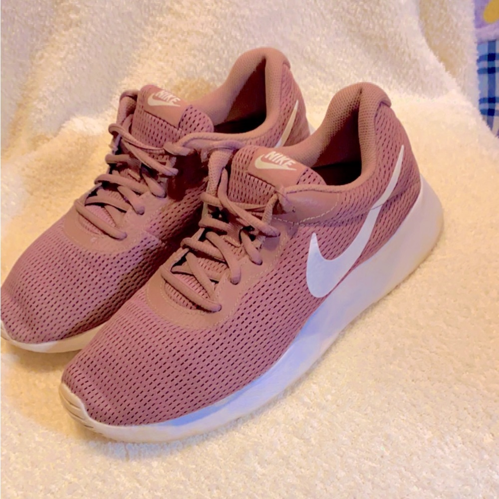 Women’s Nike